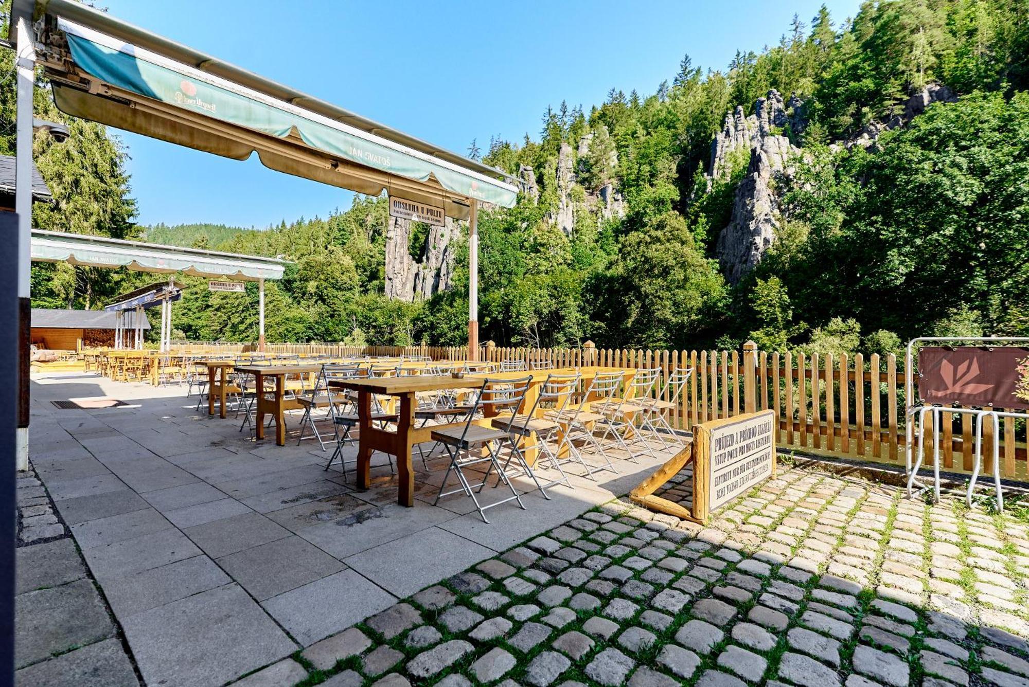 Apartmany Svatosske Skaly Loket Zewnętrze zdjęcie