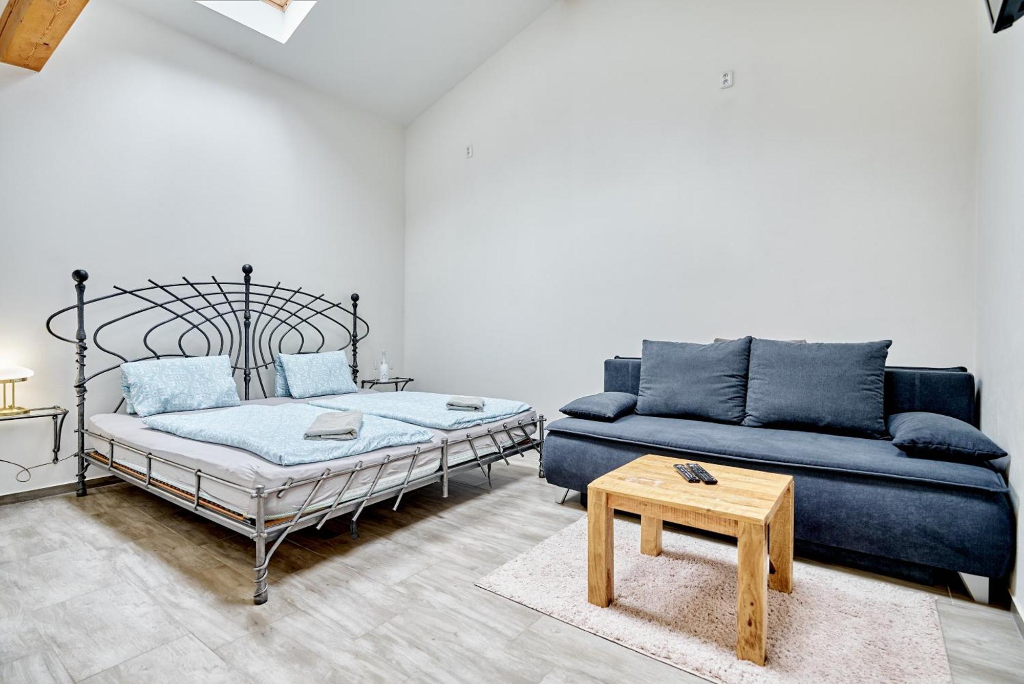 Apartmany Svatosske Skaly Loket Zewnętrze zdjęcie